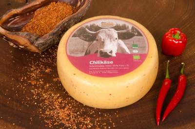 Produktfoto zu Allgäuer Chilikäse aus Heumilch